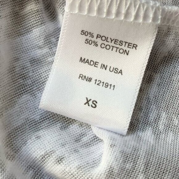 REVOLVE LNA Cape Strap Tee Top Burnout 3/4 Length Sleeve White High Low hem XS - Picture 12 of 16